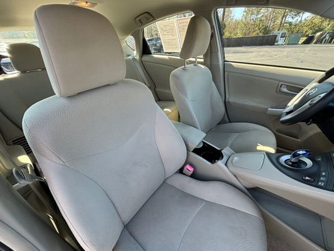 Used 2011 Toyota Prius Two image 16