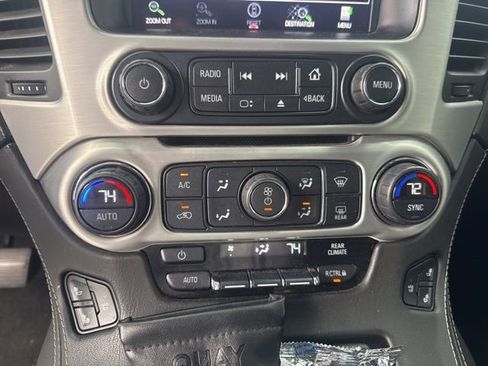 Used 2016 GMC Yukon SLT w/ HD Trailering Package image 14