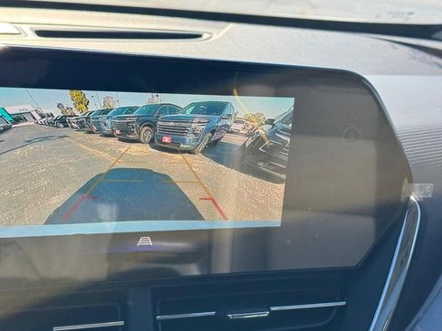 New 2026 Chevrolet Trax ACTIV w/ Sunroof Package image 17