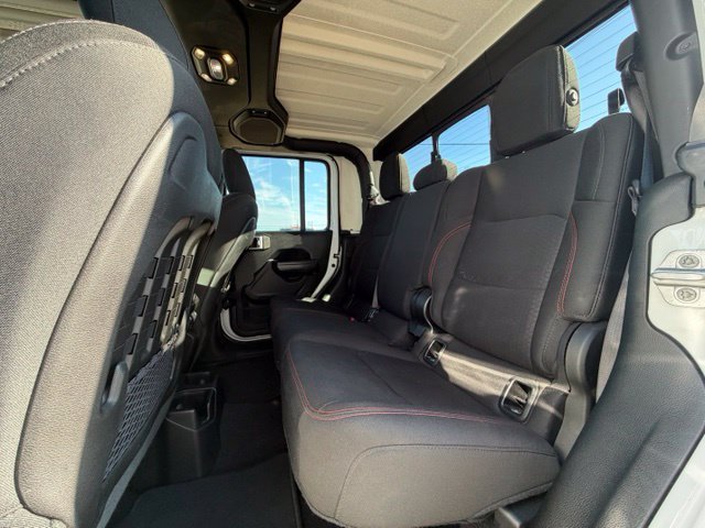 Used 2020 Jeep Gladiator Rubicon w/ Trailer Tow Package AWD/4WD image 15