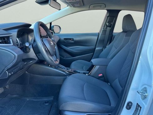 Used 2022 Toyota Corolla LE image 14