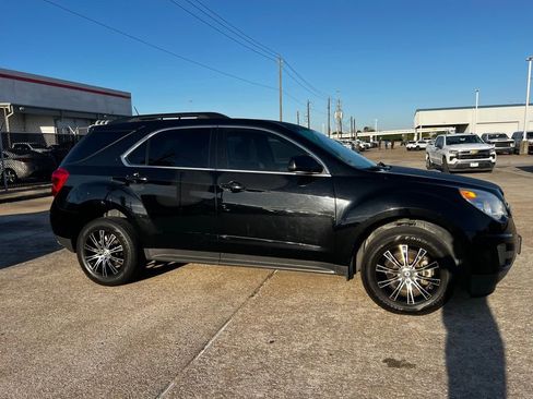 Used 2014 Chevrolet Equinox LT w/ Driver Convenience Package image 3