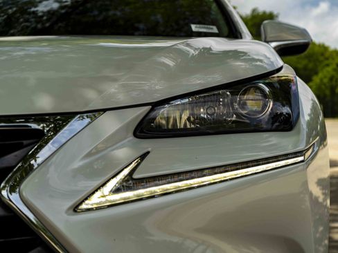 Used 2016 Lexus NX 200t FWD w/ Premium Package image 11