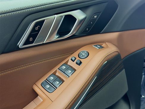 New 2026 BMW X5 xDrive50e w/ M Sport Package image 21