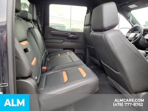 Used 2024 GMC Sierra 1500 AT4 image 12