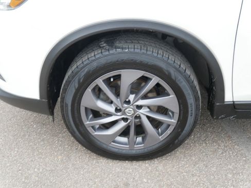 Used 2016 Nissan Rogue SL w/ SL Premium Package image 9