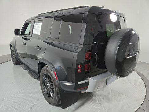 Used 2025 Land Rover Defender 110 S AWD/4WD image 17
