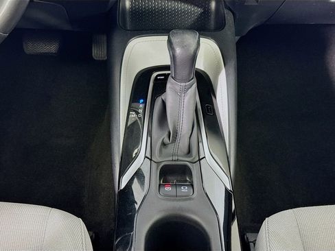 Used 2021 Toyota Corolla SE image 29