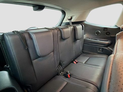 Used 2024 Subaru Ascent Touring AWD/4WD image 21