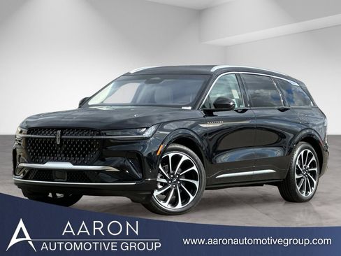 Used 2024 Lincoln Nautilus Black Label AWD/4WD image 1