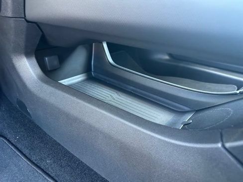 New 2024 Chevrolet Equinox EV LT AWD/4WD image 10