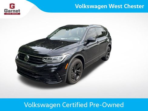 Used 2024 Volkswagen Tiguan SE R-Line AWD/4WD image 1