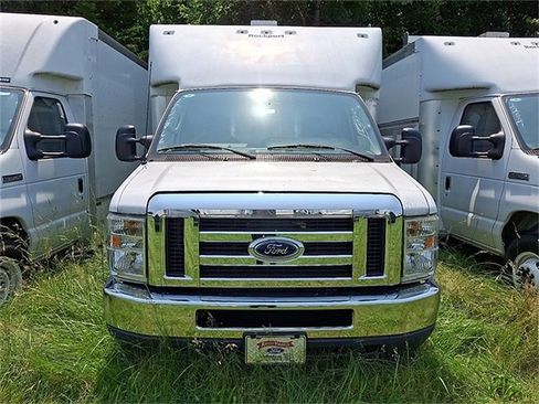 New 2023 Ford E-350 and Econoline 350 Super Duty w/ Power Windows & Locks Group image 2