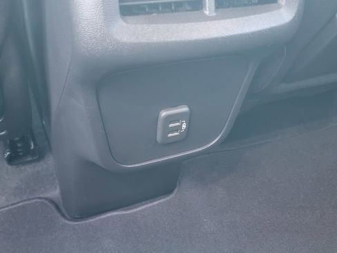 Certified 2023 GMC Terrain SLE w/ Driver Convenience Package image 14