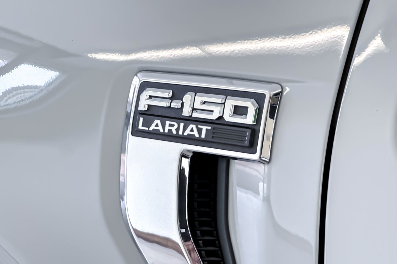 Used 2024 Ford F150 Lariat w/ Equipment Group 502A High AWD/4WD image 27