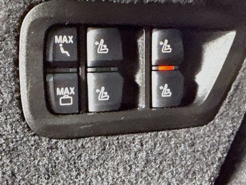 Used 2026 BMW X7 xDrive40i AWD/4WD image 46