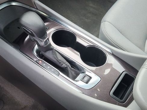 Used 2023 Chevrolet Malibu LT image 16