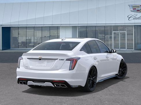New 2026 Cadillac CT5 V image 4