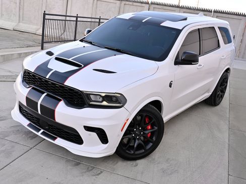 Used 2021 Dodge Durango SRT Hellcat w/ Premium Interior Group AWD/4WD image 12
