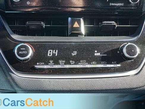 Used 2021 Toyota Corolla LE image 35