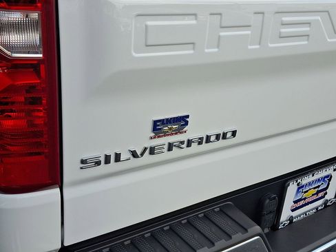 New 2025 Chevrolet Silverado 1500 LT image 19