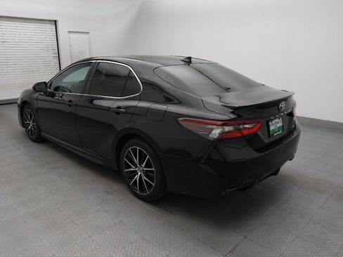 Used 2023 Toyota Camry SE FWD image 5
