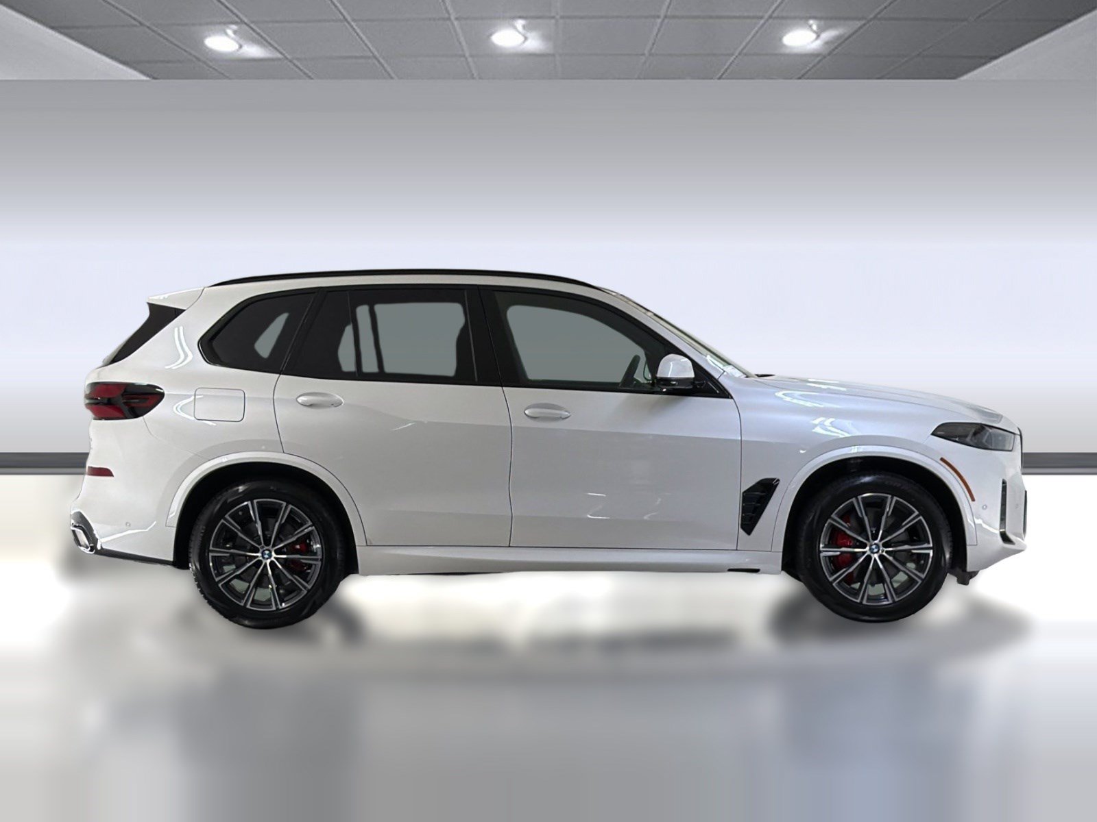 Used 2026 BMW X5 sDrive40i w/ M Sport Package RWD image 7