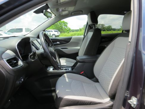 Used 2019 Chevrolet Equinox LT FWD image 13