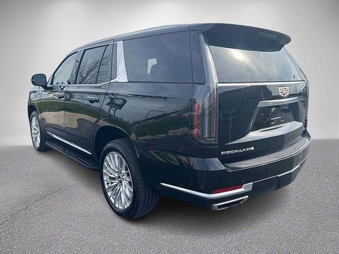 Used 2025 Cadillac Escalade Premium Luxury AWD/4WD image 8