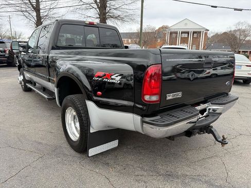Used 2006 Ford F350 Lariat image 3