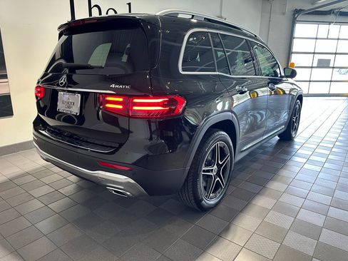 New 2026 Mercedes-Benz GLB 250 4MATIC image 4