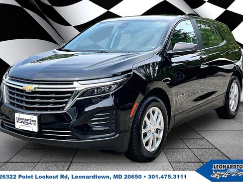 Used 2024 Chevrolet Equinox LS FWD image 1