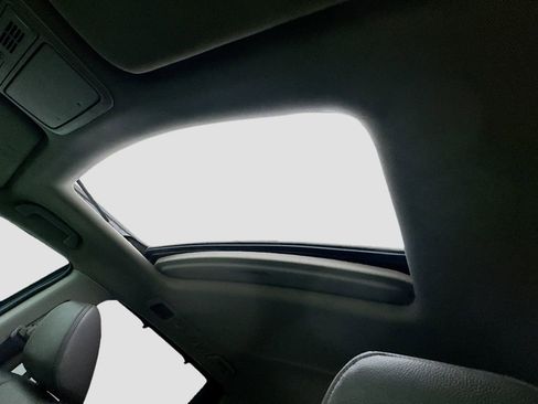 Used 2015 Honda Odyssey EX-L image 27