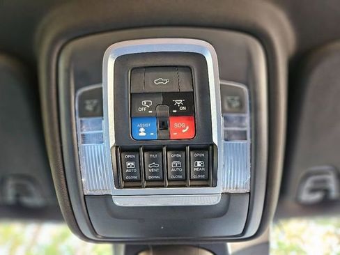 Used 2020 RAM 1500 Limited image 26