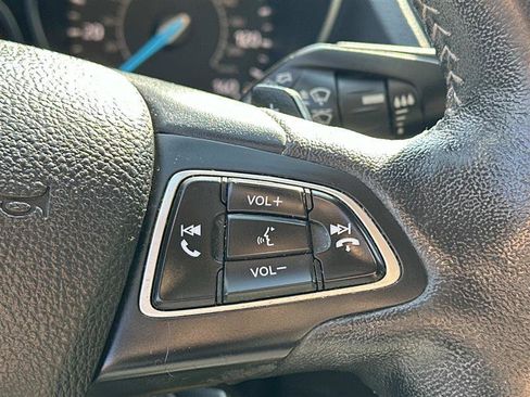 Used 2018 Ford Escape SE w/ SE Sport Appearance Package AWD/4WD image 12