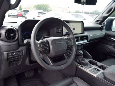 Used 2025 Toyota Land Cruiser AWD/4WD image 17