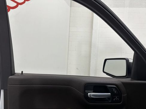 Used 2021 Chevrolet Silverado 1500 LTZ w/ LTZ Convenience Package II AWD/4WD image 40