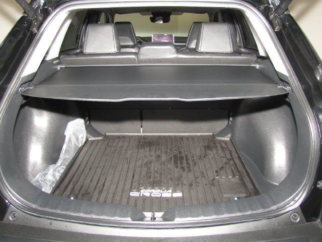 Used 2026 Toyota Corolla Cross XLE w/ Convenience Package FWD image 41