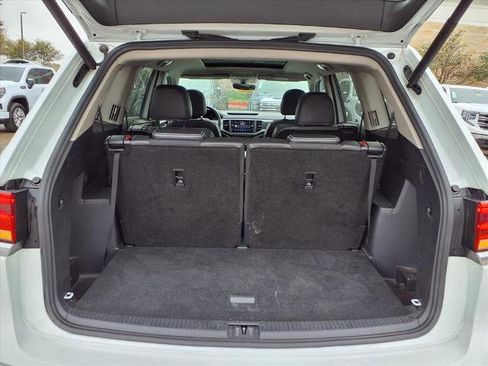 Used 2021 Volkswagen Atlas SE w/ Panoramic Sunroof Package image 23
