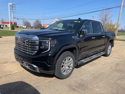 Used 2022 GMC Sierra 1500 Denali image 2
