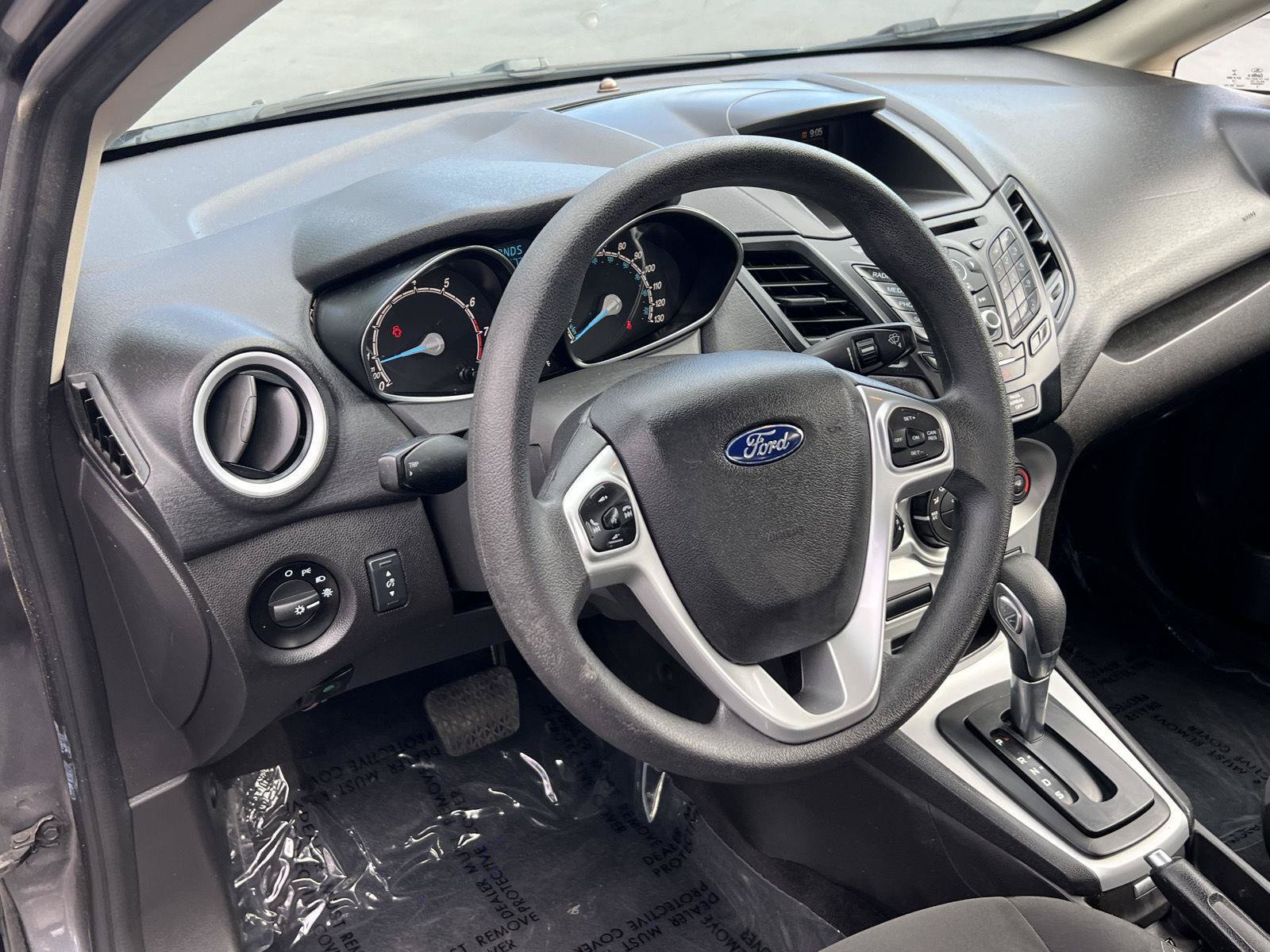 Used 2018 Ford Fiesta SE FWD image 26