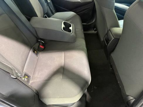 Used 2022 Toyota Corolla LE FWD image 30