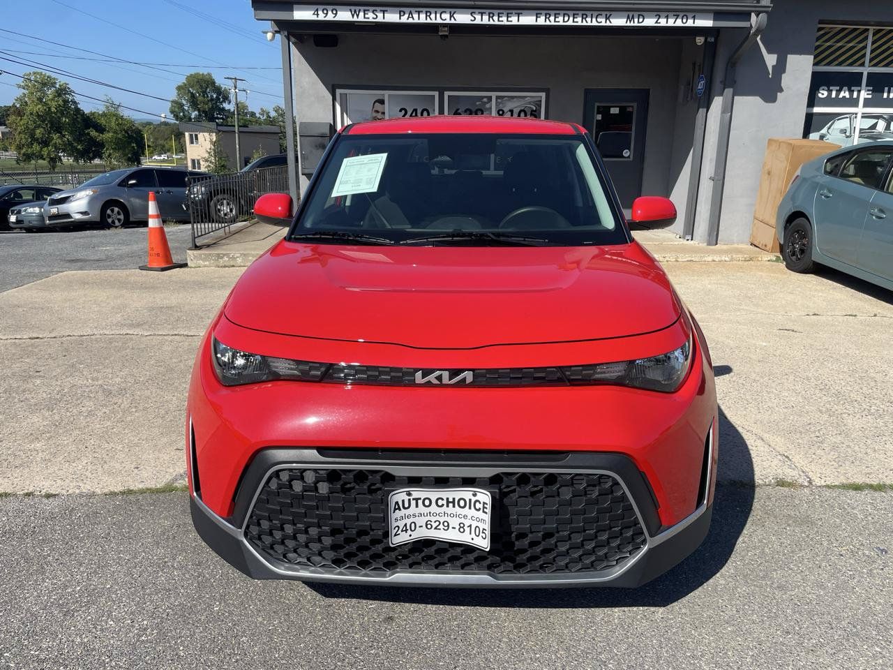 Used 2025 Kia Soul LX w/ LX Technology Package FWD image 5