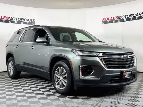 Used 2022 Chevrolet Traverse LT AWD/4WD image 1