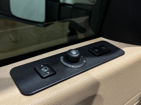 Used 2014 Ford F250 Lariat w/ Lariat Ultimate Package image 15