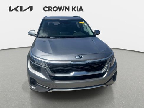 Used 2021 Kia Seltos S FWD image 2