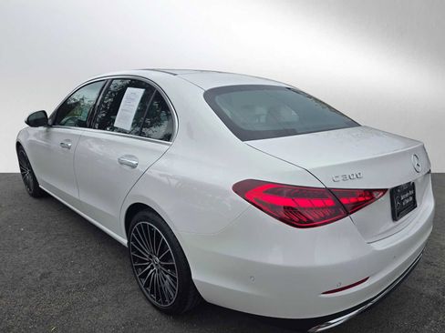 Used 2025 Mercedes-Benz C 300 4MATIC Sedan image 5