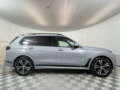 Used 2023 BMW X7 xDrive40i w/ M Sport Package image 7