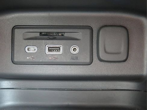 Certified 2024 Chevrolet Equinox LT FWD image 14