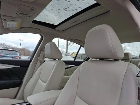 Used 2019 INFINITI Q50 Luxe w/ Essential Package (3.0T Luxe) image 24